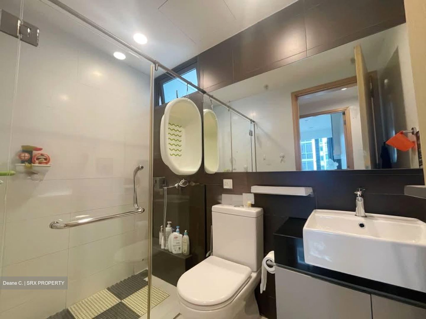 Esparina Residences (D19), Condominium #592902031
